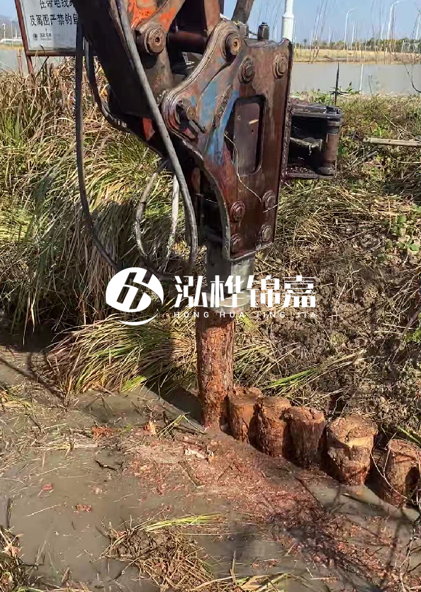 松木樁施工雙排支護(hù)樁和單排支護(hù)樁的區(qū)別？什么時(shí)候采用雙排？