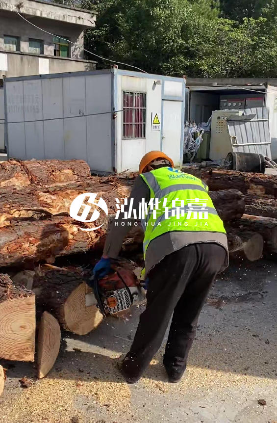 湖北有打樁木源頭工廠嗎？4米8公分松木樁多少錢一根？