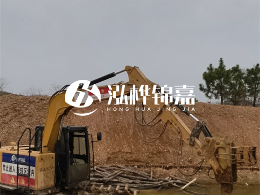 4 米防汛木樁多少根可以送貨上門？3 米松木樁 11-13 公分價(jià)格是多少？