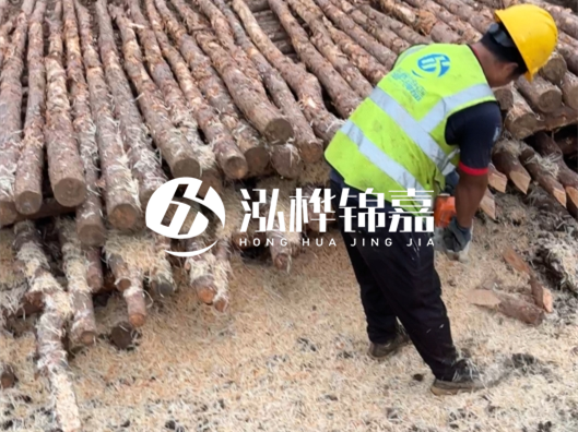 松木樁廠家泓樺錦嘉-打松木樁一天能完成多少根的施工量？