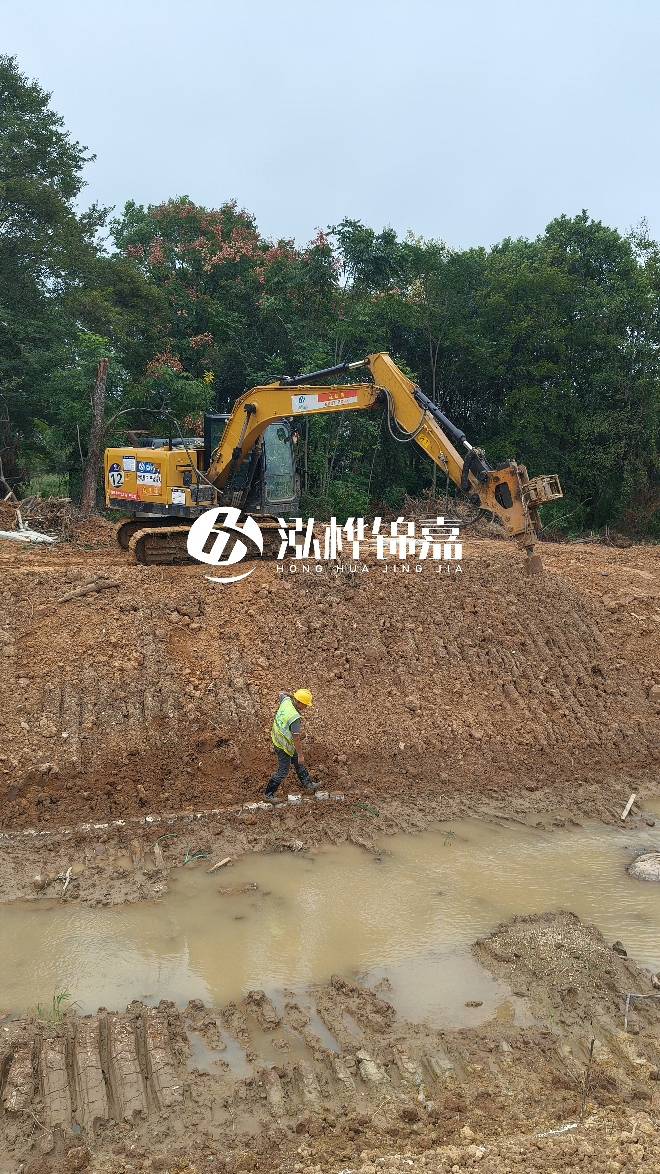 水泥仿木樁施工隊泓樺錦嘉-河道仿木樁的高度選多少合適？