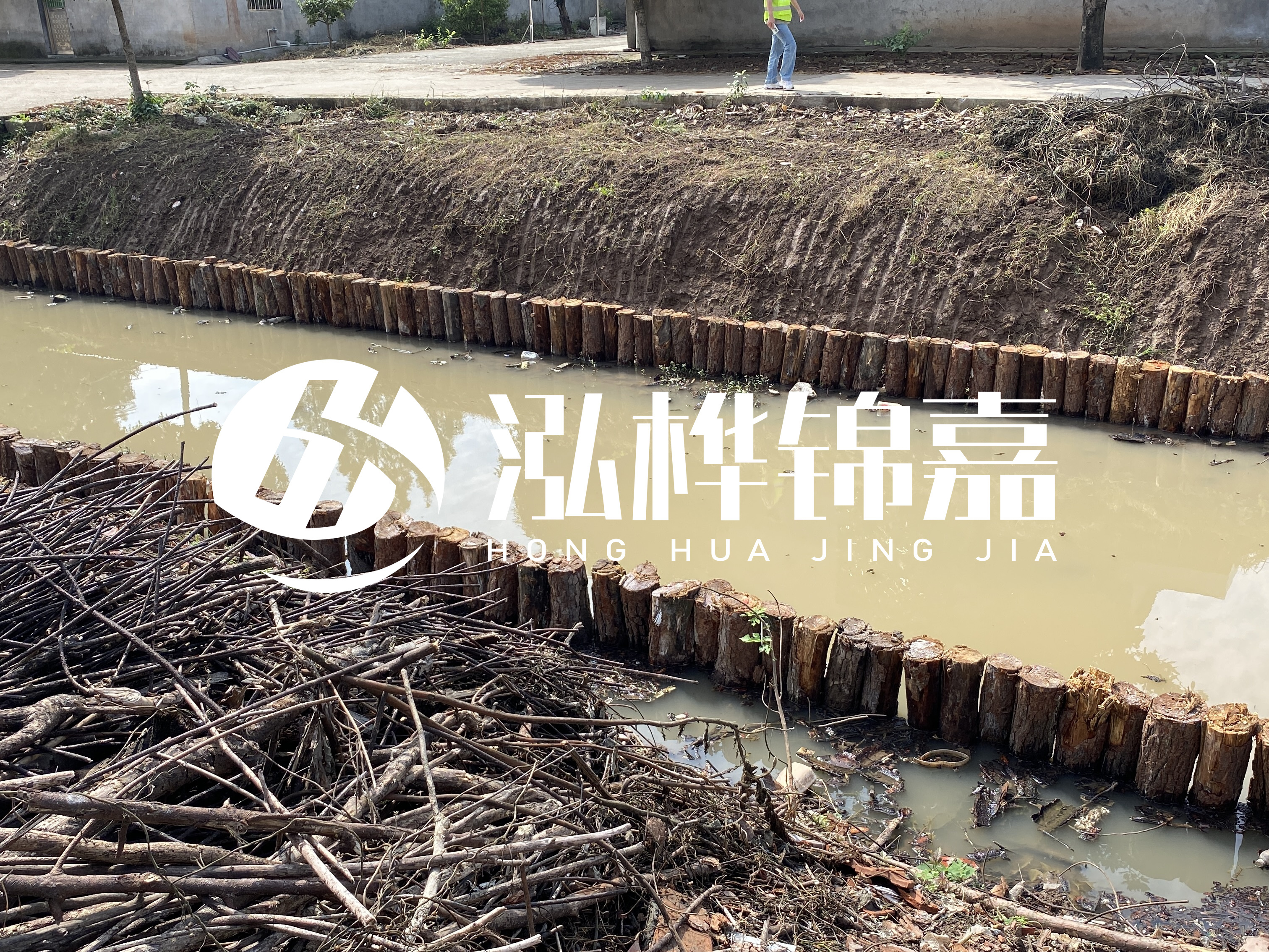 松木樁施工隊泓樺錦嘉-杉木樁和松木樁哪個更耐腐蝕？